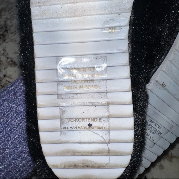 Vince Camuto Kortendie Black Faux Fur Slip On Slide Slippers Size 9M - Picture 10 of 12